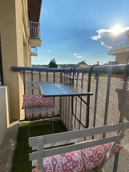 Hirondelle : Appartement Prive Avec Garage Annecy